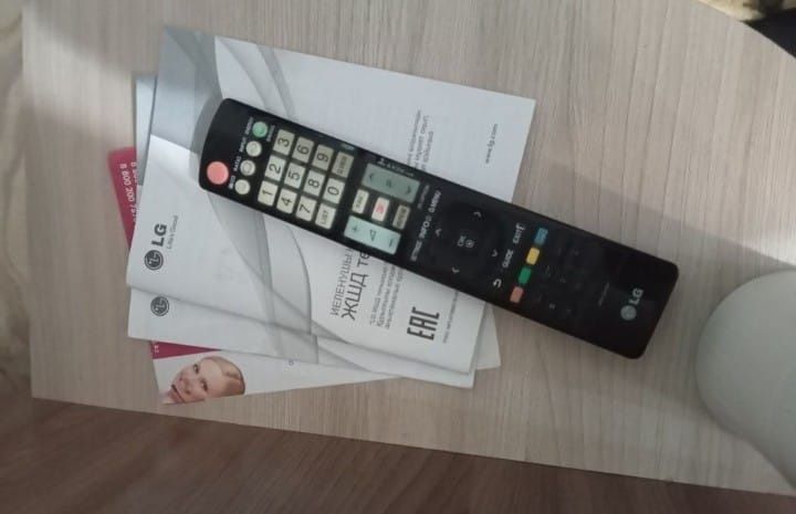 Продам телевизор LG