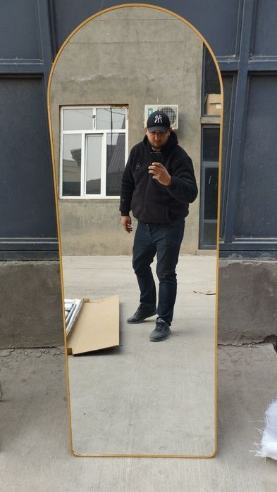 Oyna ko'zgu napolniy