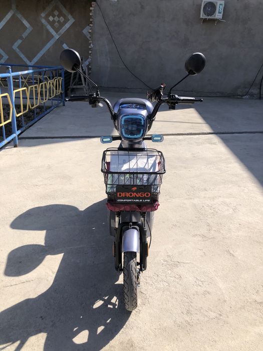 Скутер Drongo R14