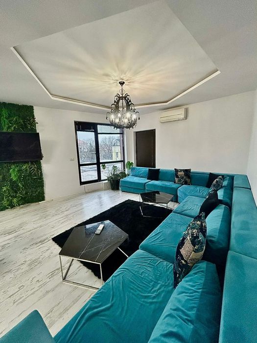 Тристаен апартамент, под наем, Център