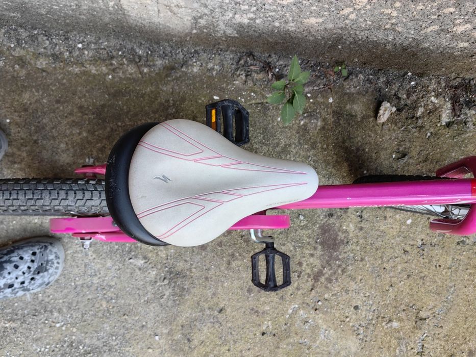 Детско колело за момиче Specialized Hotrock 16"