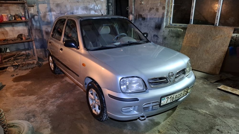 Продам Nissan Micra 2002 года