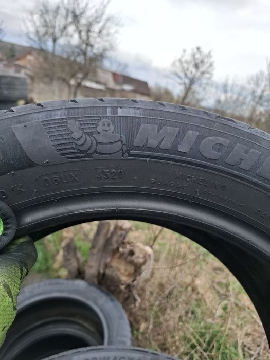Vand 2 anvelope 195 55 16 michelin  de vara bune dot 2020