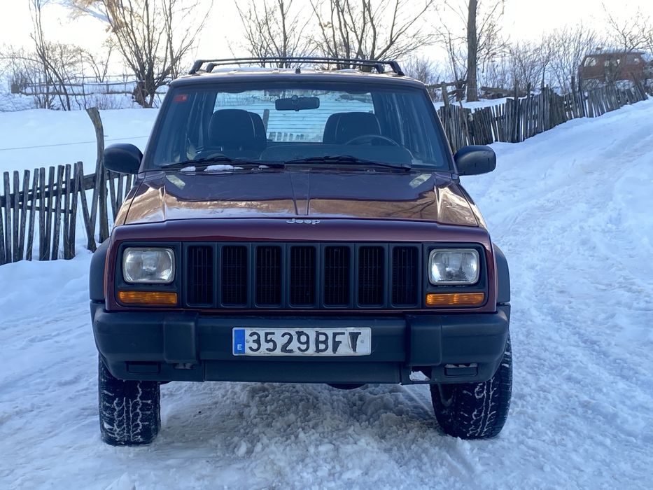 Jeep cherokee xj 2.5 diesel SPANIA