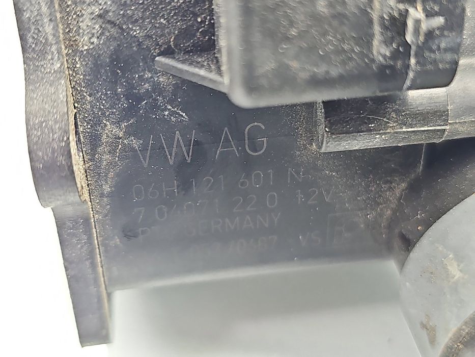 Pompa recirculare apa AUDI A6 (4G5, C7) [Fabr 2011-2017] 06H121601N 3.