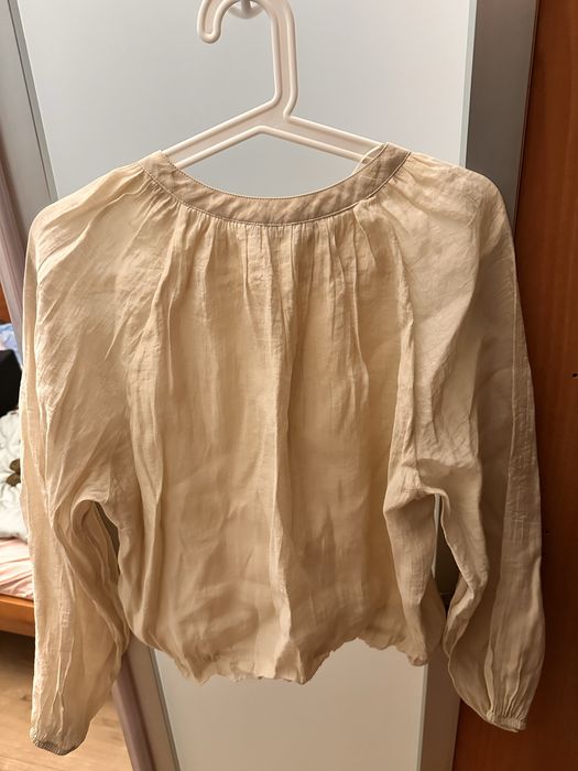 Бежевая блузка Zara