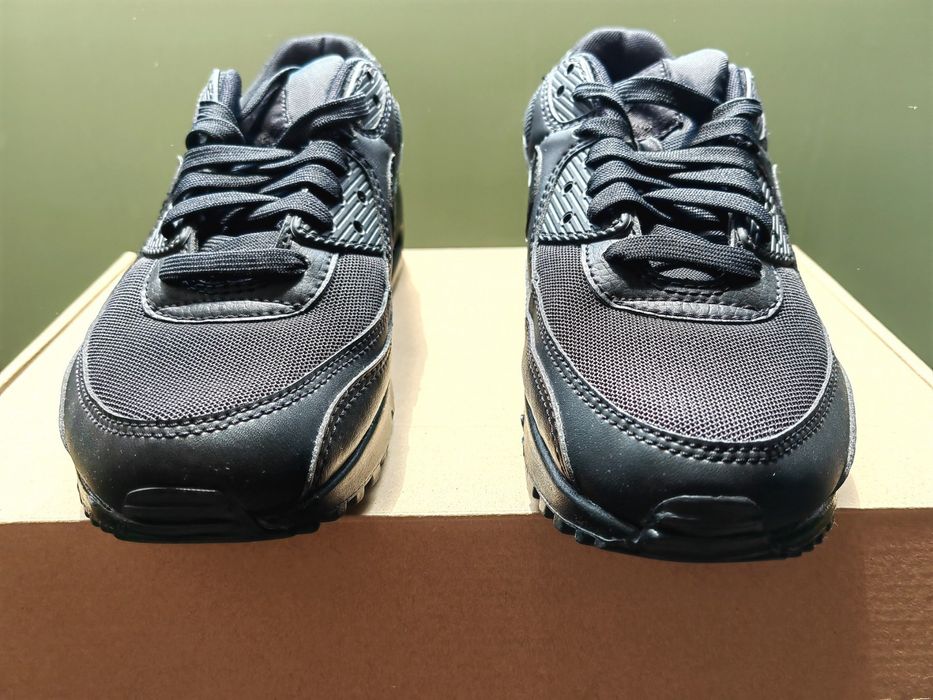 Маратонки Nike air max
