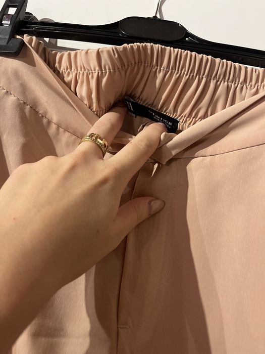 Pantaloni zara M