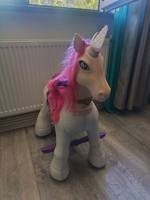 Unicorn căluț electric