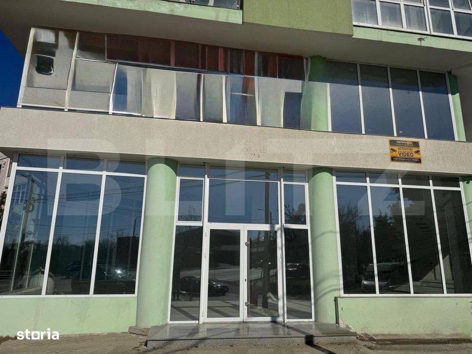 Spatiu comercial, 300 mp, zona Valea Rosie