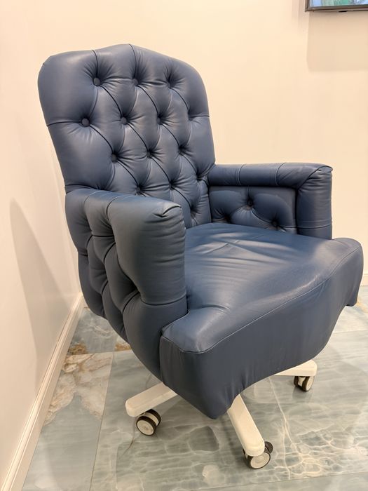Scaun directorial premium din piele naturală – stil Chesterfield – stare nouă