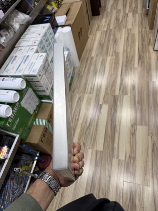Напольный люк с газовыми амортизаторами. Усиленная конструкция