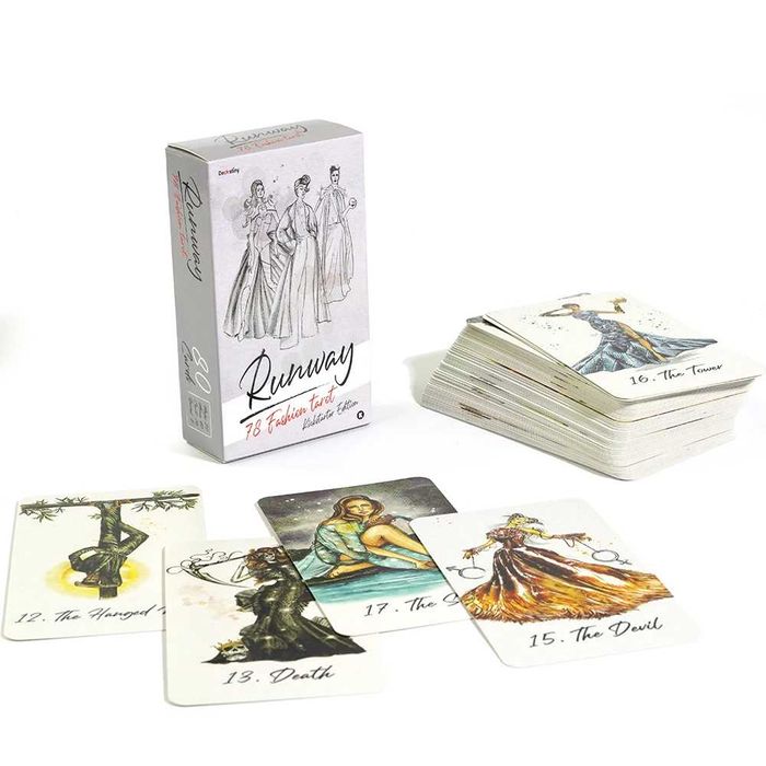 Everyday Witch и  Runway Tarot