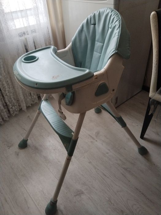 Продам стульчик для кормления Скилмакс