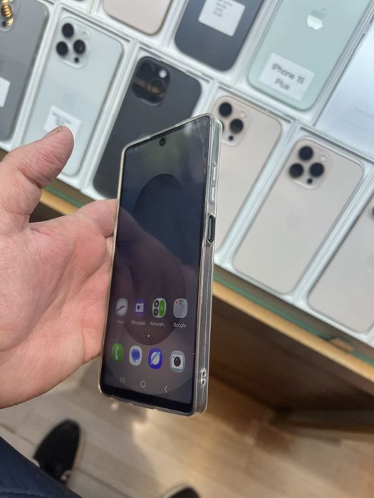 Продается смартфон новый