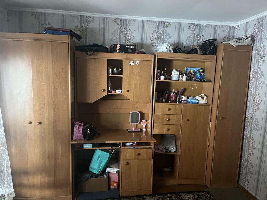 Продам комнатный гарнитур