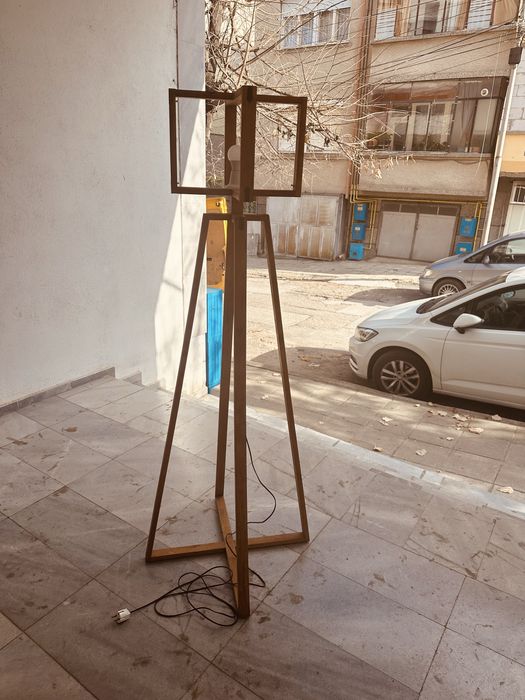 Дизайнерска стояща лампа от масивно дърво – 175 см / скандинавски стил