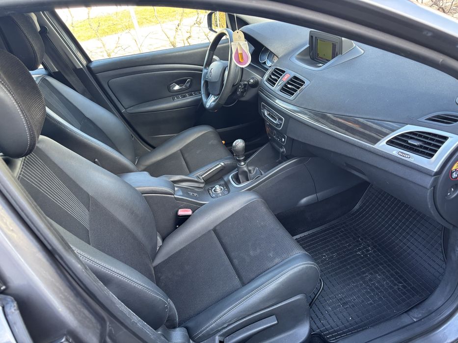 Planșă bord renault megane 3   Facelift 2016