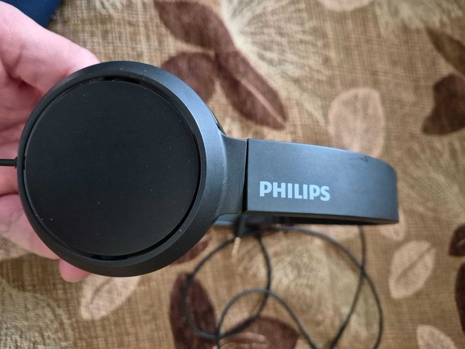 Слушалки Philips с микрофон