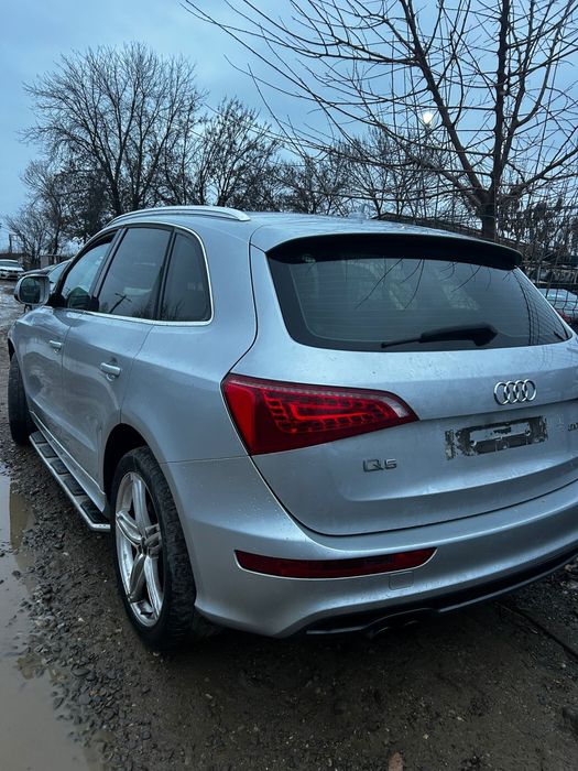 Bară spate completă Audi Q5 2010