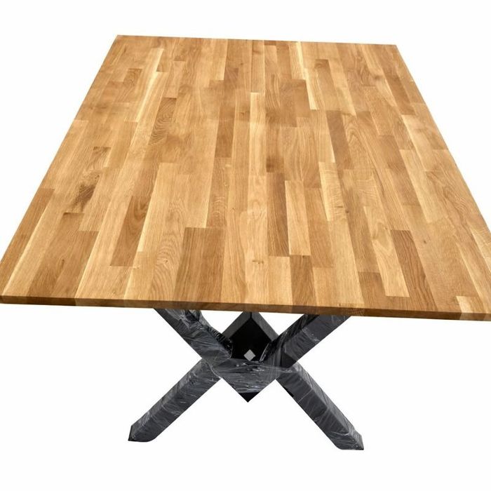 Маси от метал и дърво