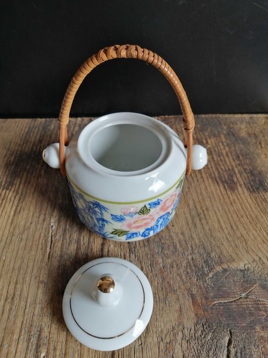 Set fin de ceai și cafea din porțelan japonez din anii '70