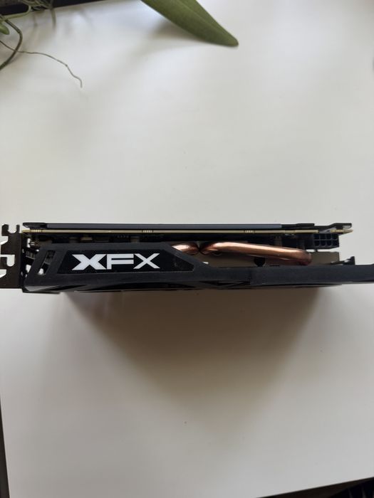 GPU Xfx RX 570 8GB