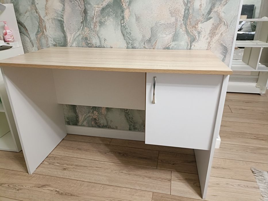 Стол компьютерный письменный