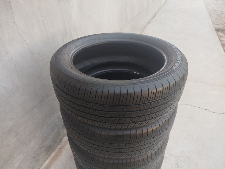 235 55 R20 Shina Toyo