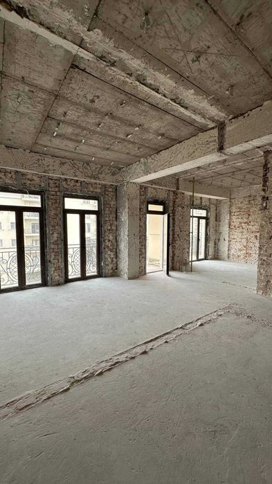 Продается коробка квартира в Ташкент Сити Бульвар 2/5/7