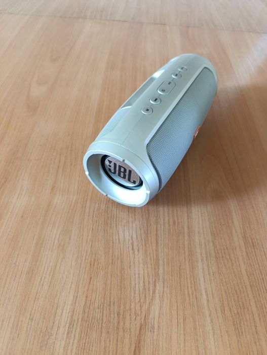 Колонка JBL charge 4