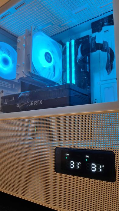 Геймърски Компютър! RTX 5070Ti, Intel i7-14700КF, 32GB RAM - НОВ!