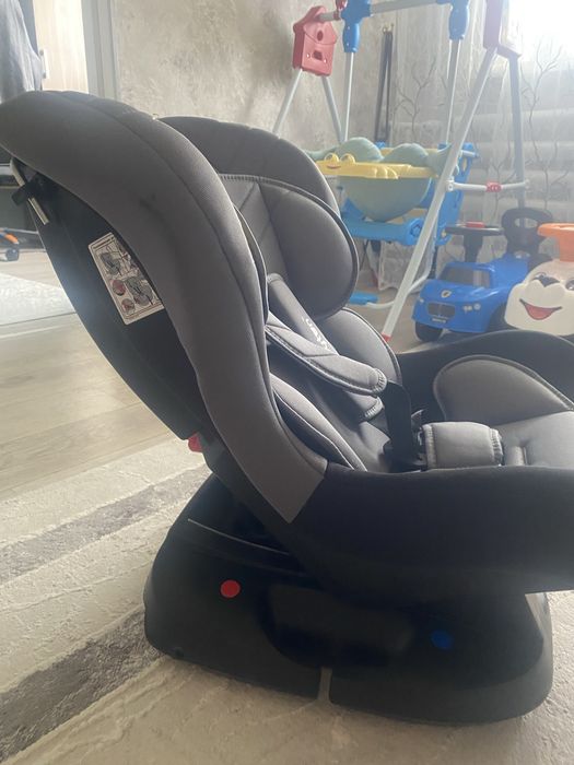 Продаю Автокресло