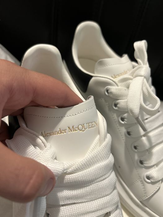 Alexander McQueen (41)