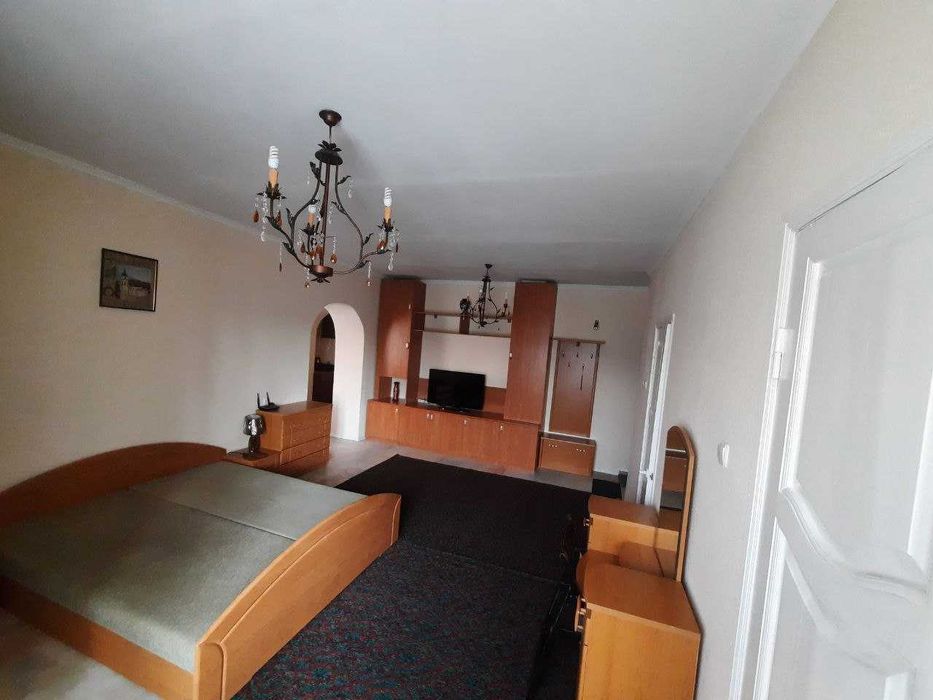 1в2/3/4 Ц-2 Суперцентр Кирпичный дом 100 тыс УЕ