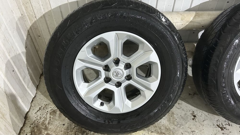 Toyota 4Runner, Prado, Hilux R17