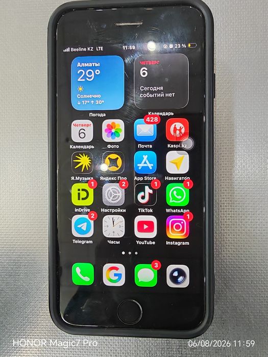 Iphone se  gen3 128 gb в хорошем состоянии