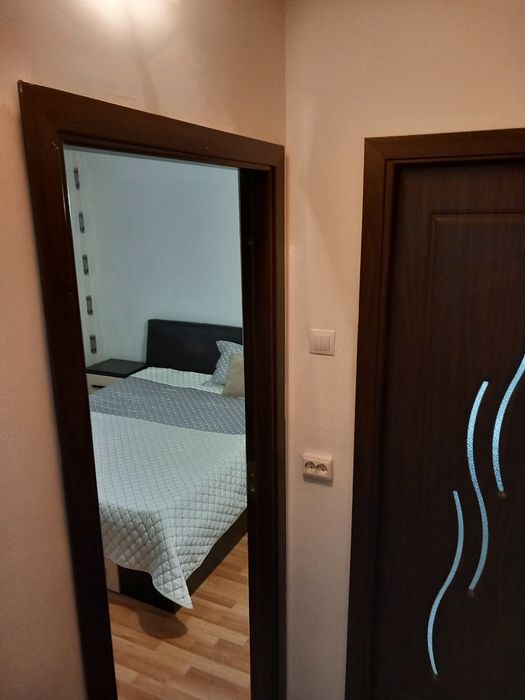 Inchiriez apartament 2 camere centrala termică zona Craiovita Orizont