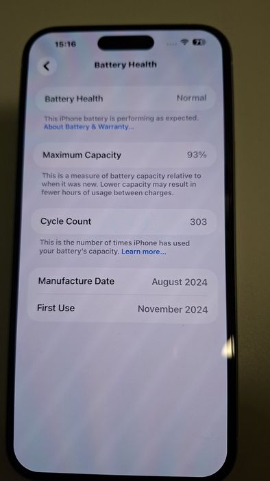 iPhone 15 Plus 128 GB, перфектен + оригинален MagSafe калъф