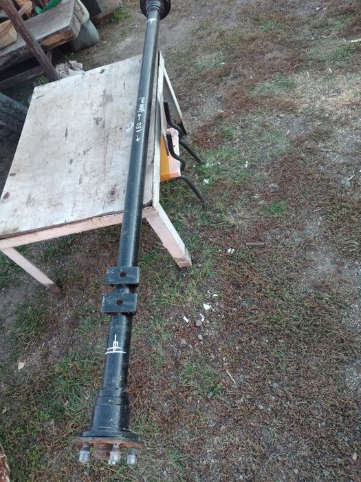 Ось на легковой прицеп.