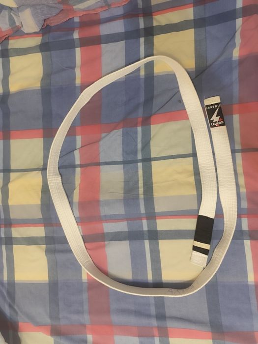 Продам детское кимоно рост130-140