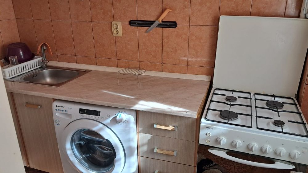 Proprietar închiriez garsonieră