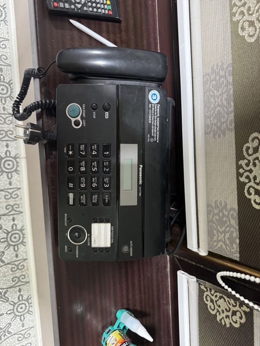 Продам факс Panasonic KX-FT984