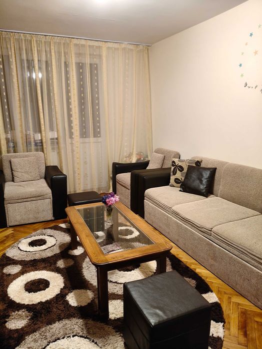 Vând sau închiriez apartament 2 camere mobilat și utilat zonă centrală