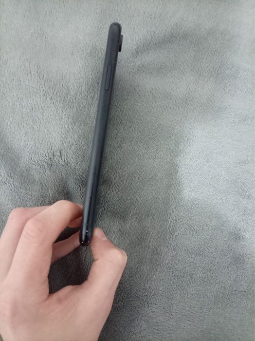 Продам айфон xp на 64гб