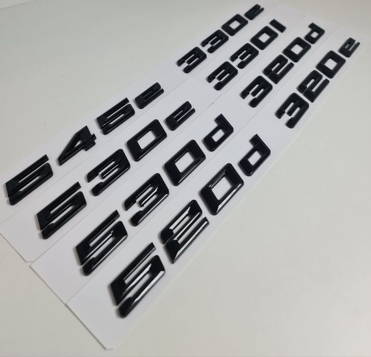 Emblema-Scris-Motorizare-Bmw-SeriaG-3-5-520d-530d-d-i-e-320d-530e-545e