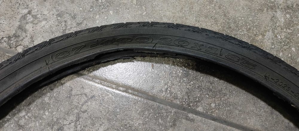 Продам покрышку от велосипеда