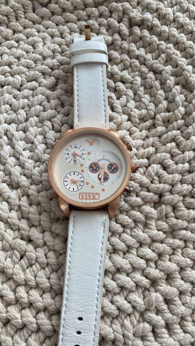 Различни часовници