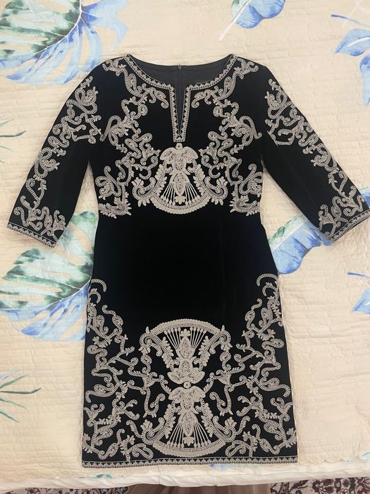 Платье для женщин