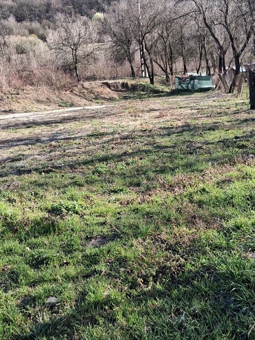 Vand teren intravilan sat Paulis comuna Soimus